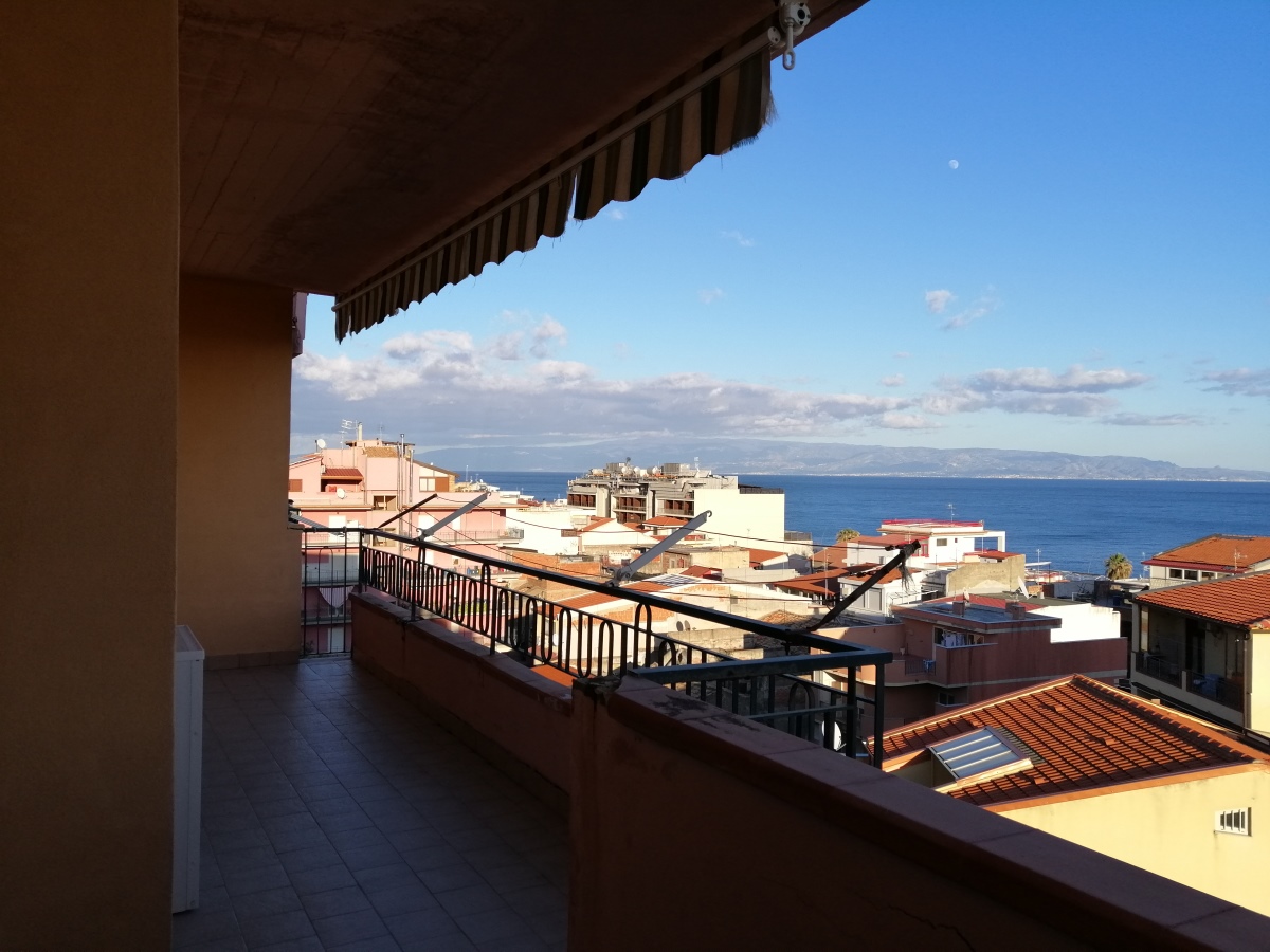 Appartamento ROCCALUMERA vendita  Roccalumera  La Tartaruga Immobiliare
