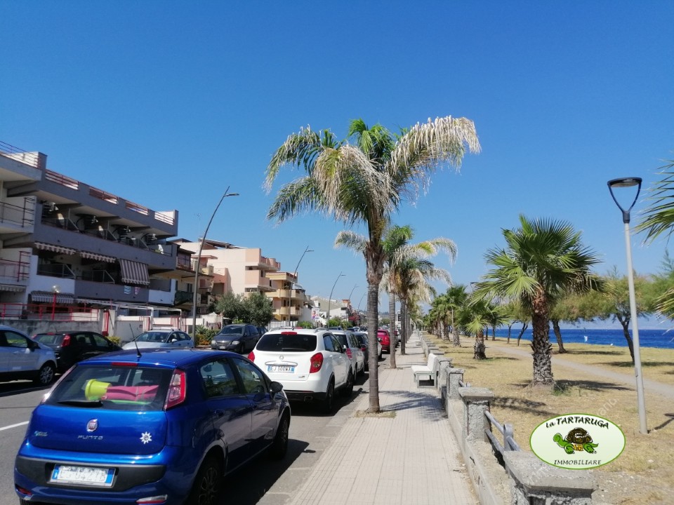 Appartamento ROCCALUMERA vendita  Roccalumera  La Tartaruga Immobiliare