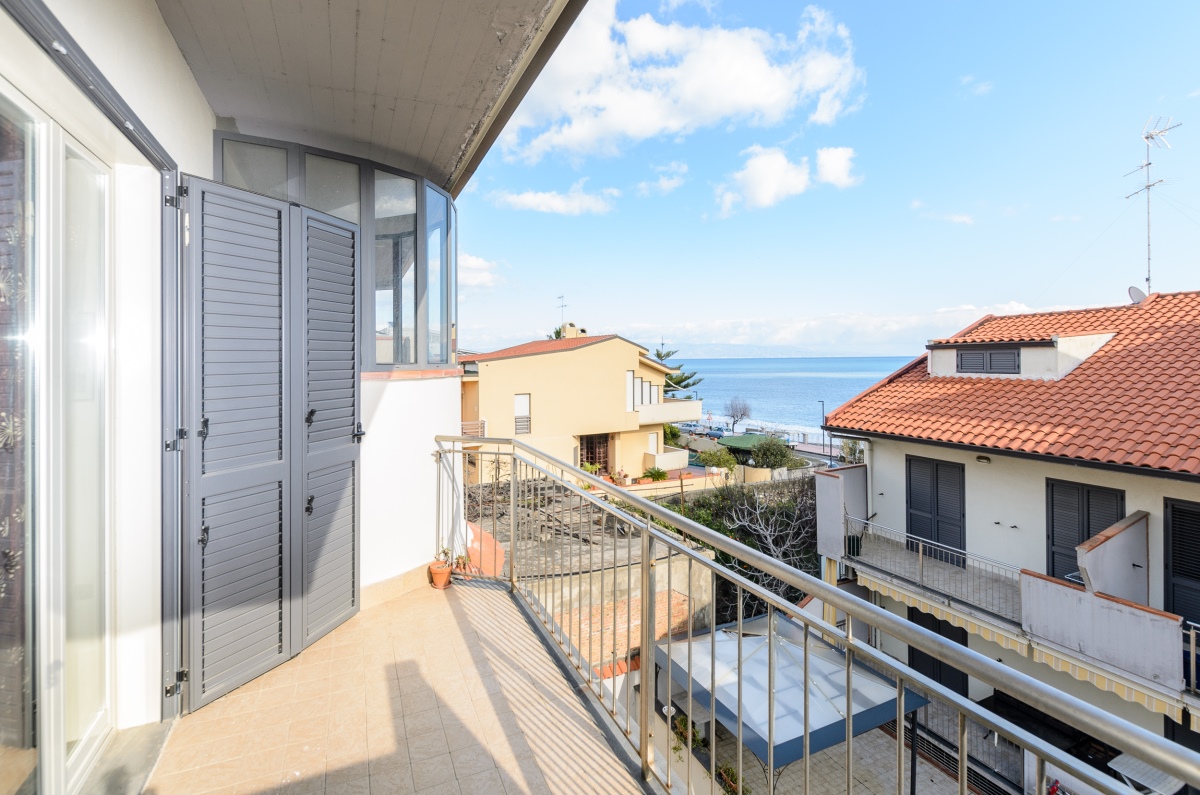 Appartamento FURCI SICULO vendita  Furci Siculo  La Tartaruga Immobiliare