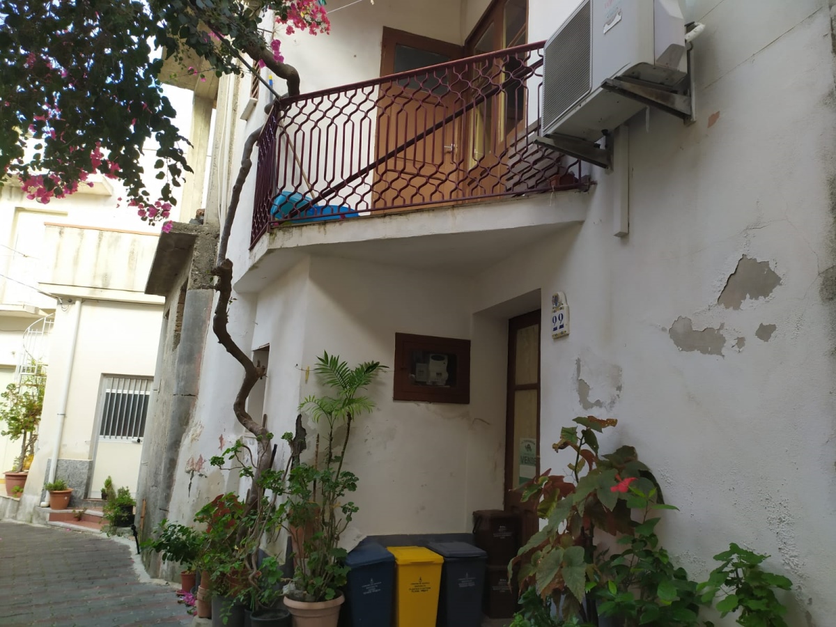 Villa Unifamiliare - Indipendente SAVOCA vendita  Rina  La Tartaruga Immobiliare